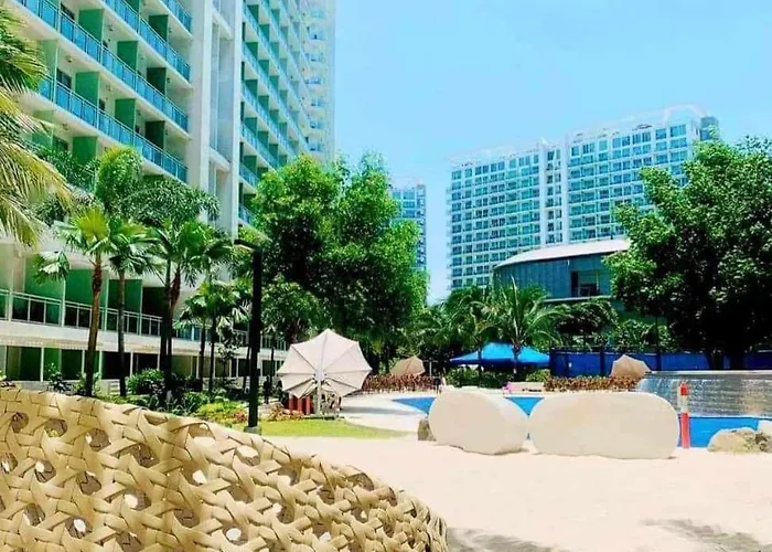 Azure Tropics Near Naia Airport With Wifi And Netflix Manila