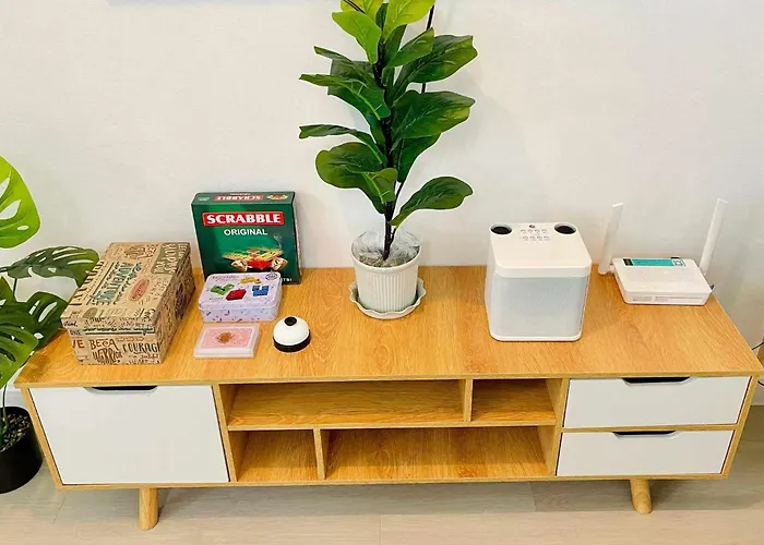 Azure Tropics Near Naia Airport With Wifi And Netflix Apartment