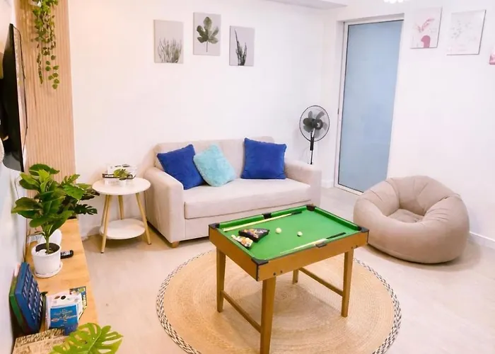 Azure Tropics Near Naia Airport With Wifi And Netflix Apartamento Manila