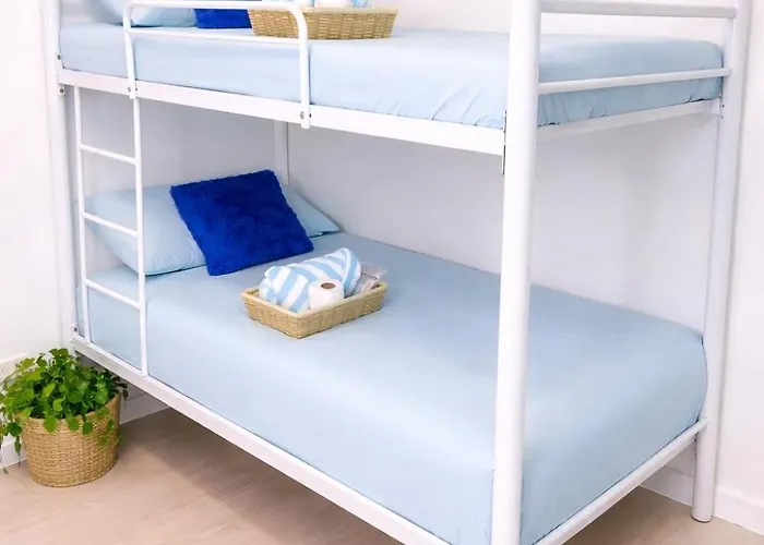Apartment Azure Tropics Near Naia Airport With Wifi And Netflix *