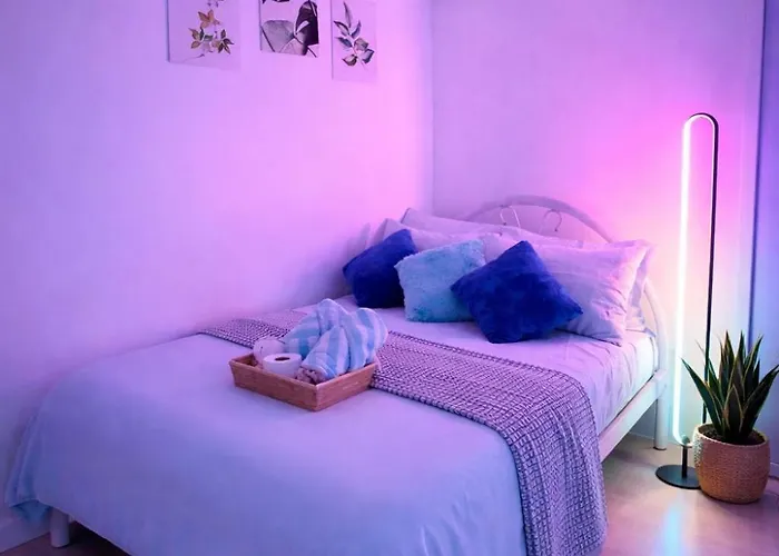 Azure Tropics Near Naia Airport With Wifi And Netflix * Manila